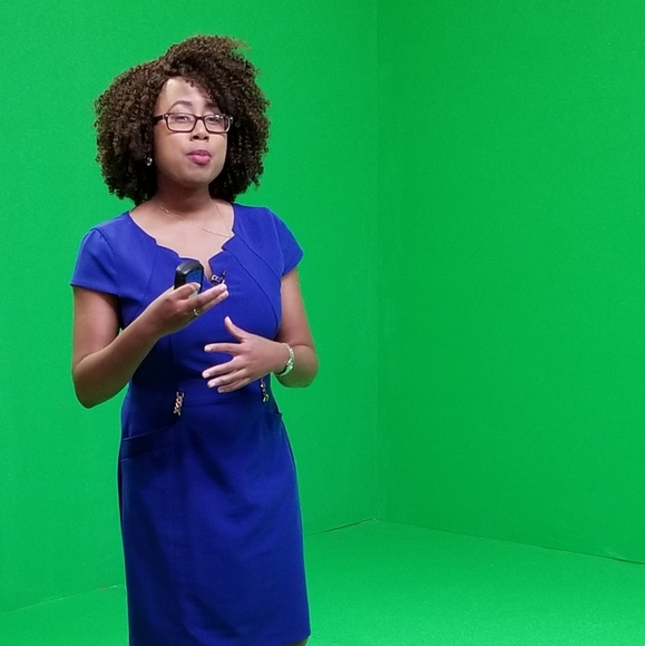 Meet your posher, RJ - Picture 3 of 5